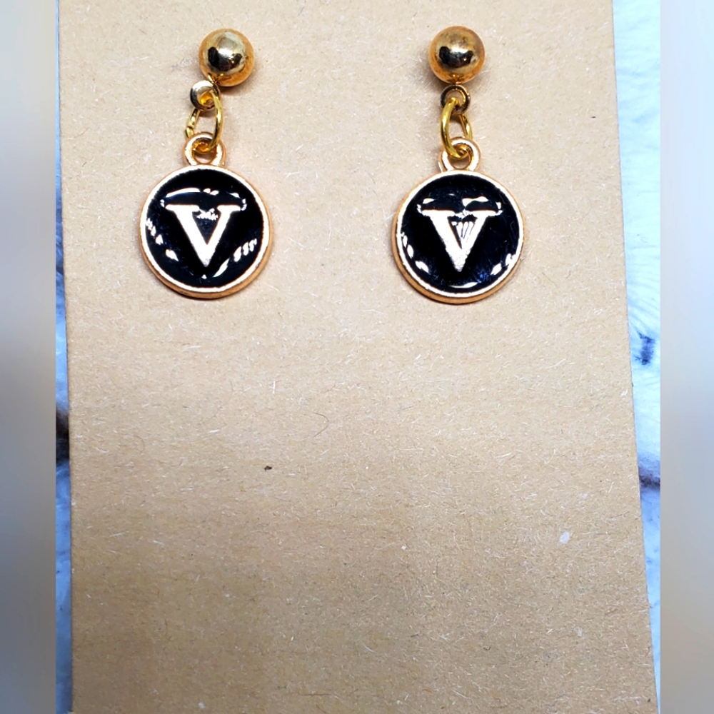 7/$10 V Initial Earrings, New